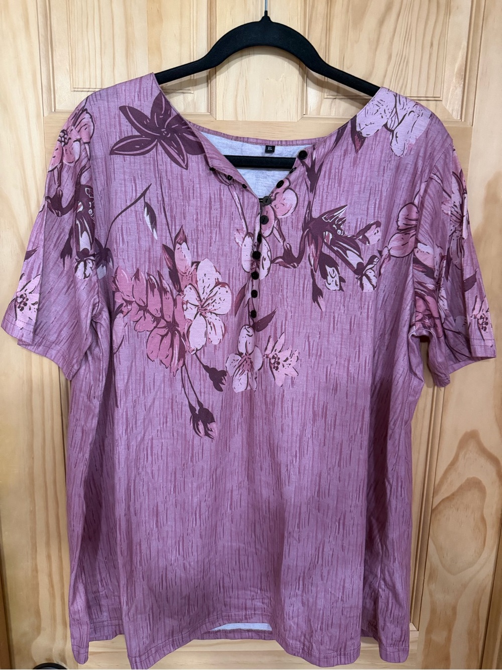 Women's Floral Henley Blouse in Mauve Pink